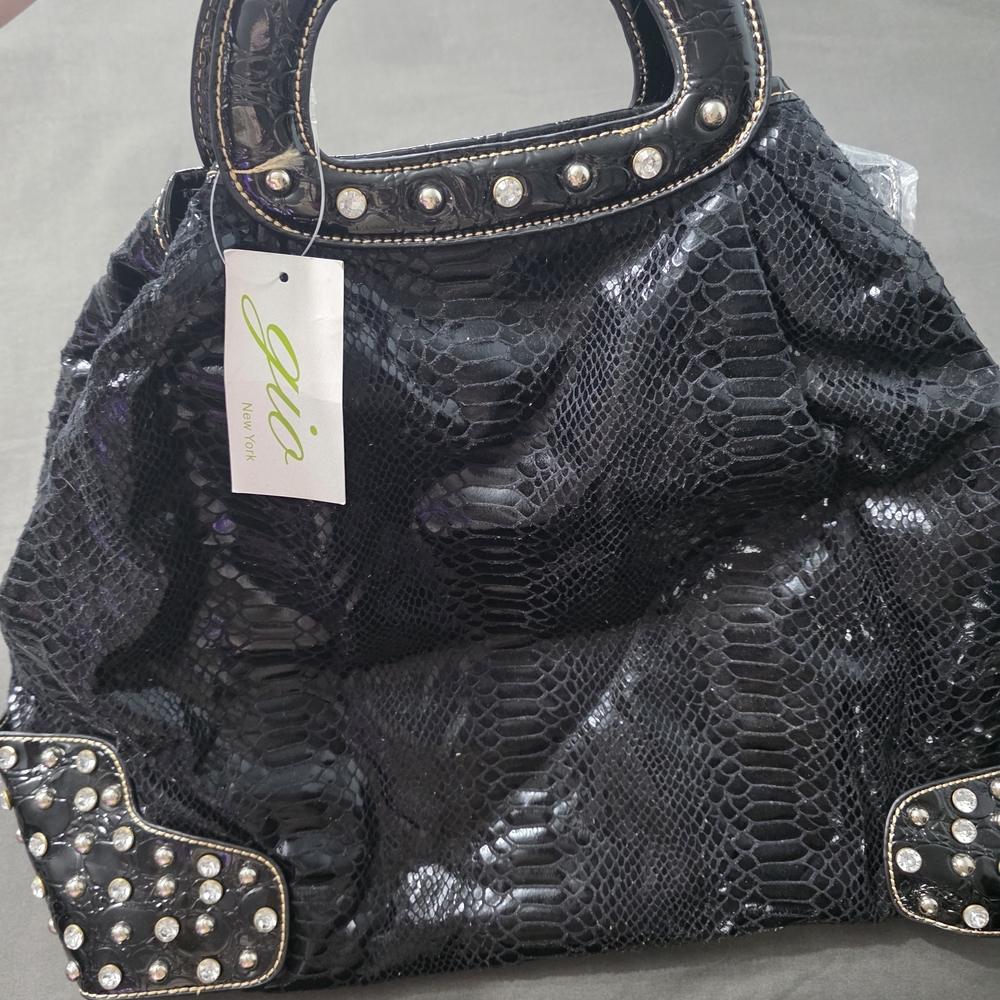Black Hand/Shoulder Bag/Purse By Designer Gio New York - New!